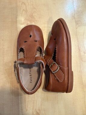 Felix & Flora Kids Tan Leather Mary Jane Shoes with Velcro Buckle